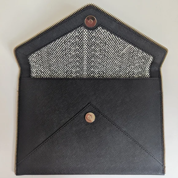 SOLD! REBECCA MINKOFF Leo Black Saffiano Leather Zipper Envelope Clutch Wallet - Picture 4 of 5